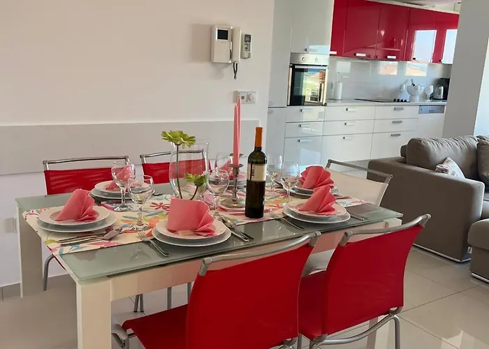 Kroatien Adria Riviera Mit 3 Schlafzimmer Makarska