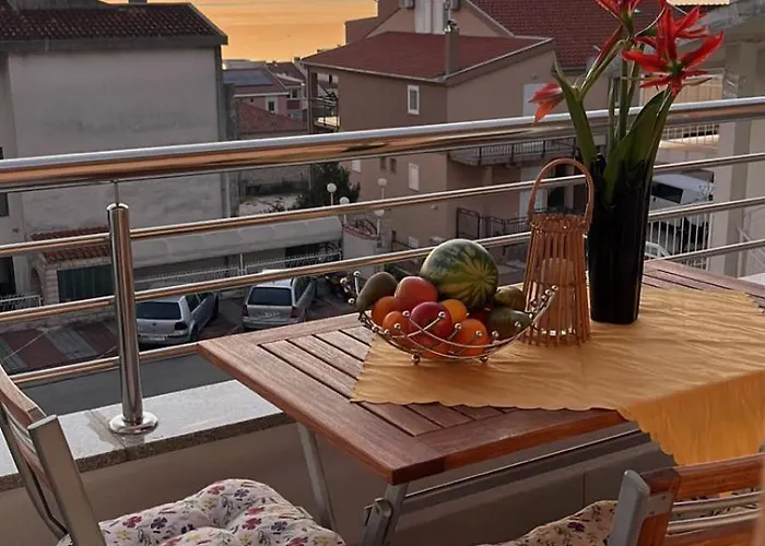 Kroatien Adria Riviera Mit 3 Schlafzimmer Makarska